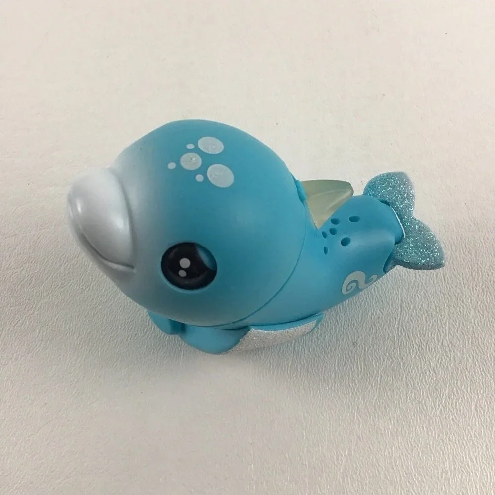 Fingerlings Baby Light Up Dolphin Interactive Electronic Aqua Pet 2019 WowWee